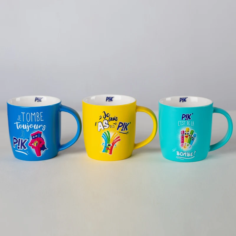 Customized logo ceramic mugs travel mugs with fashion designs