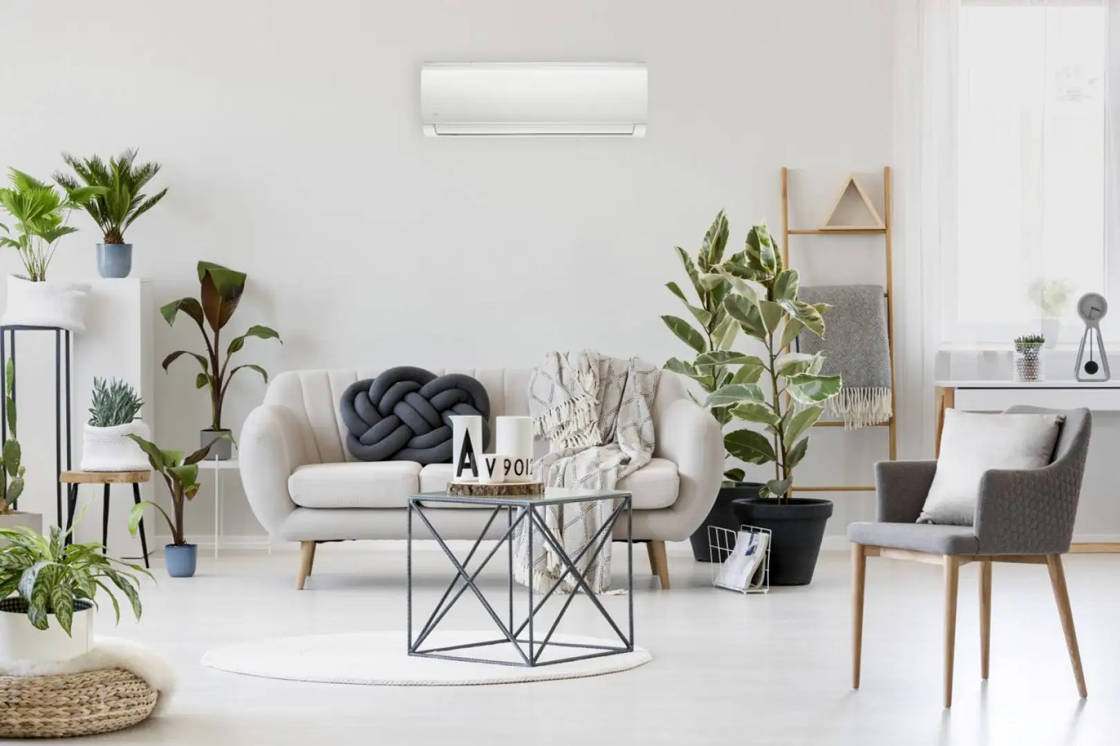 Midea Misubesi 24000BTU R32 охлаждающие и нагревательные Сплит настенные кондиционеры для домашнего мини-сплит