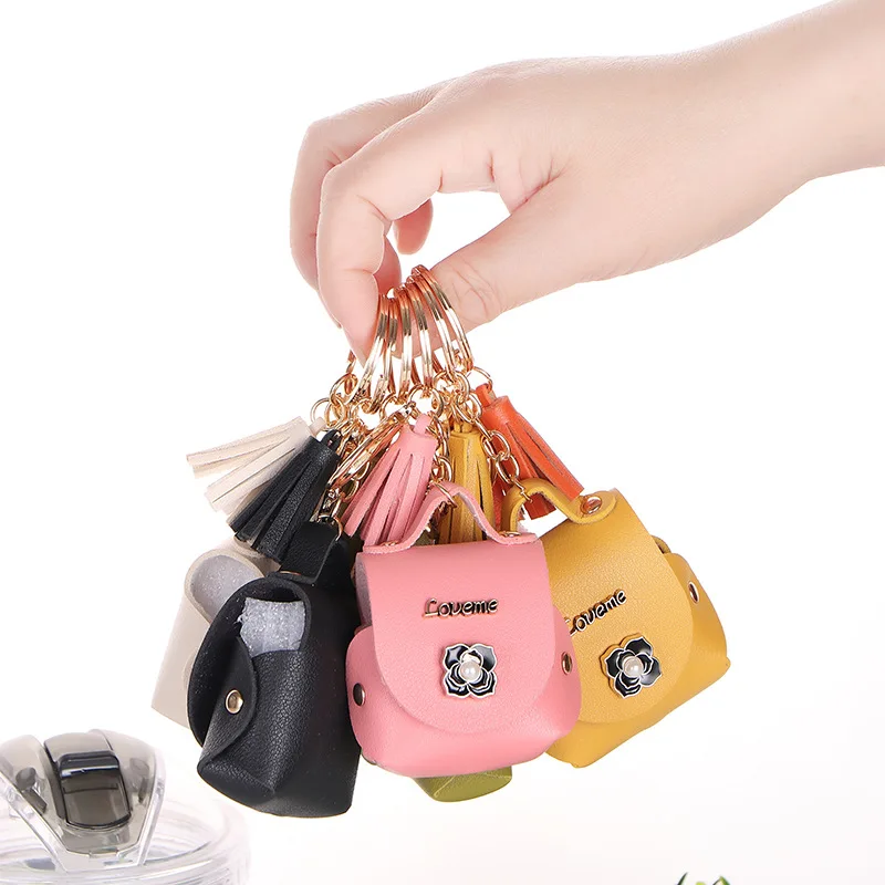 New luxury leather  case earphone cover car keychain mini coin purse designer keychain pouch headphone case holder