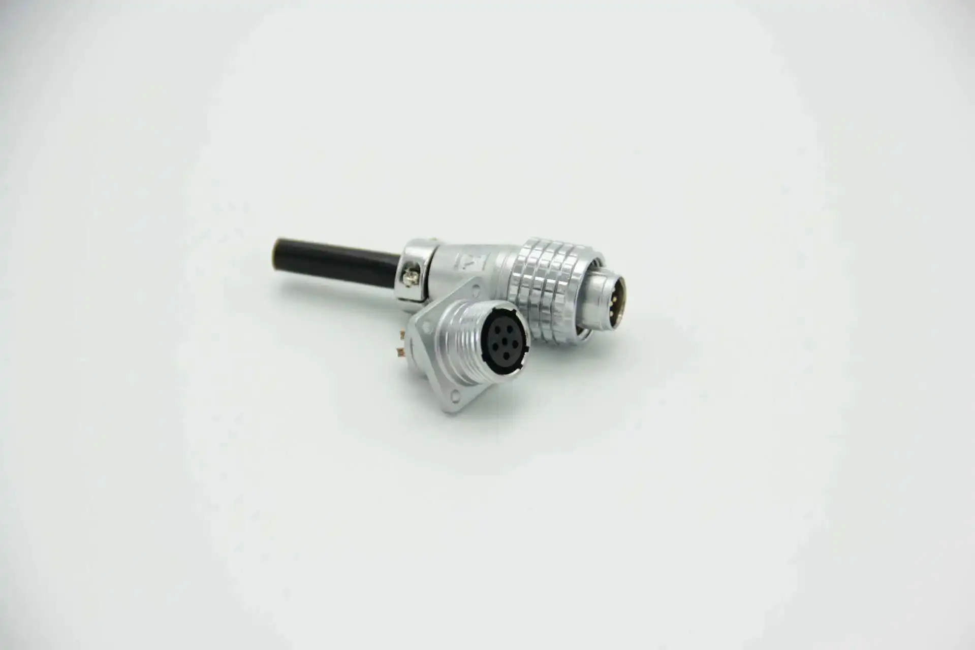 P12-3A Bulkhead Power Connector 2 3 4 7 8 9 Pin Screw Lock Quick And Easy Soldering  Metal Connector