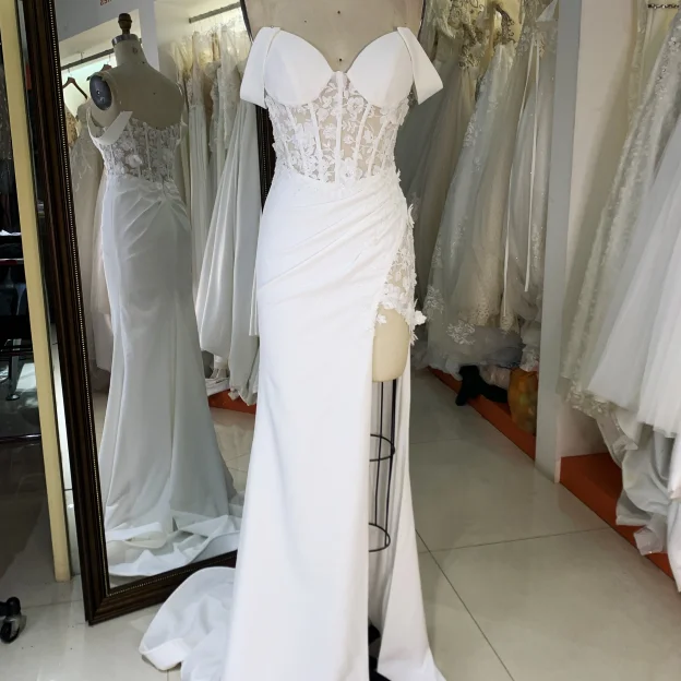 Wholesale dress for vintage elegant white floral lace fabric satin for wedding dress