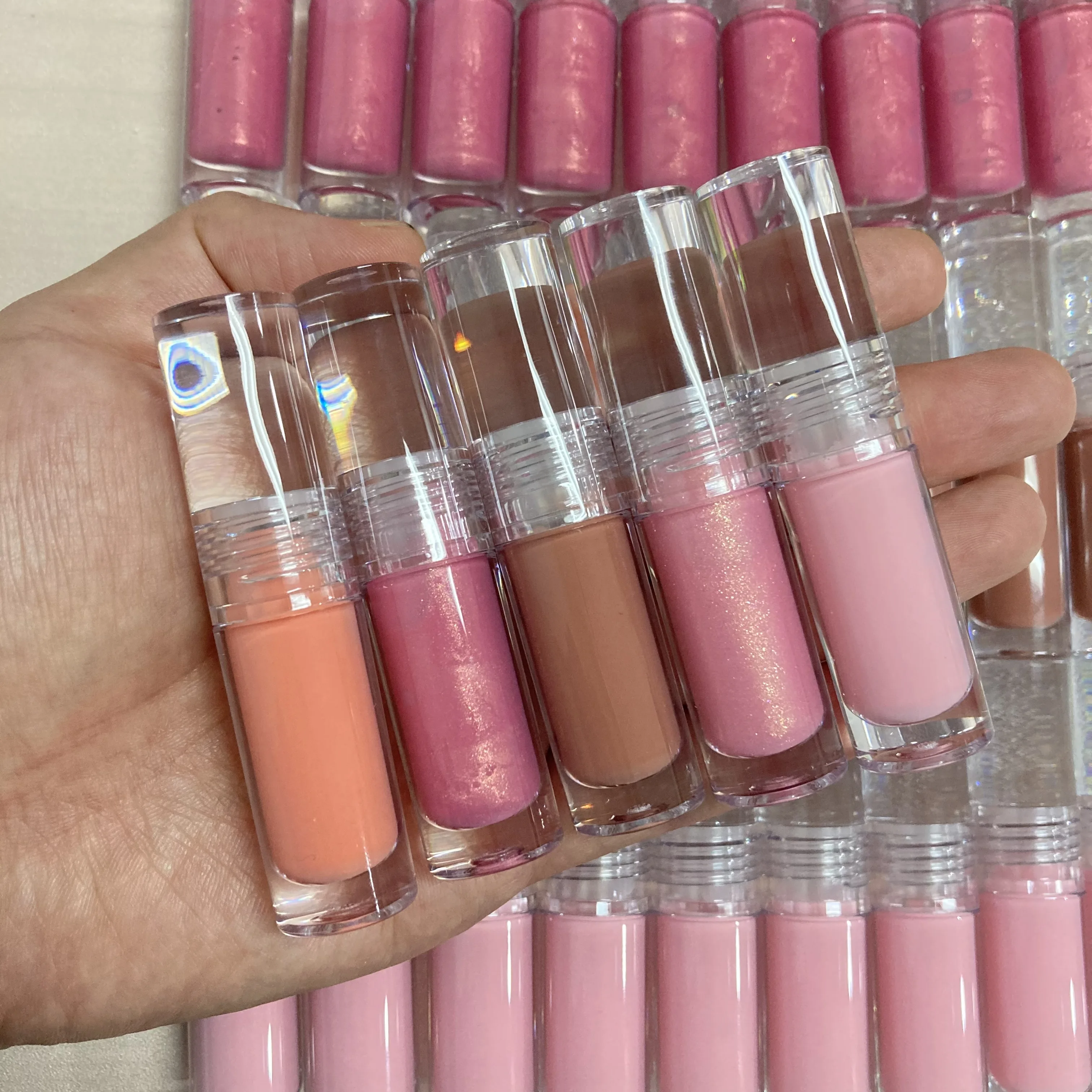 Wholesale cute lip gloss makeup girl love vegan nude pink clear private label lip gloss