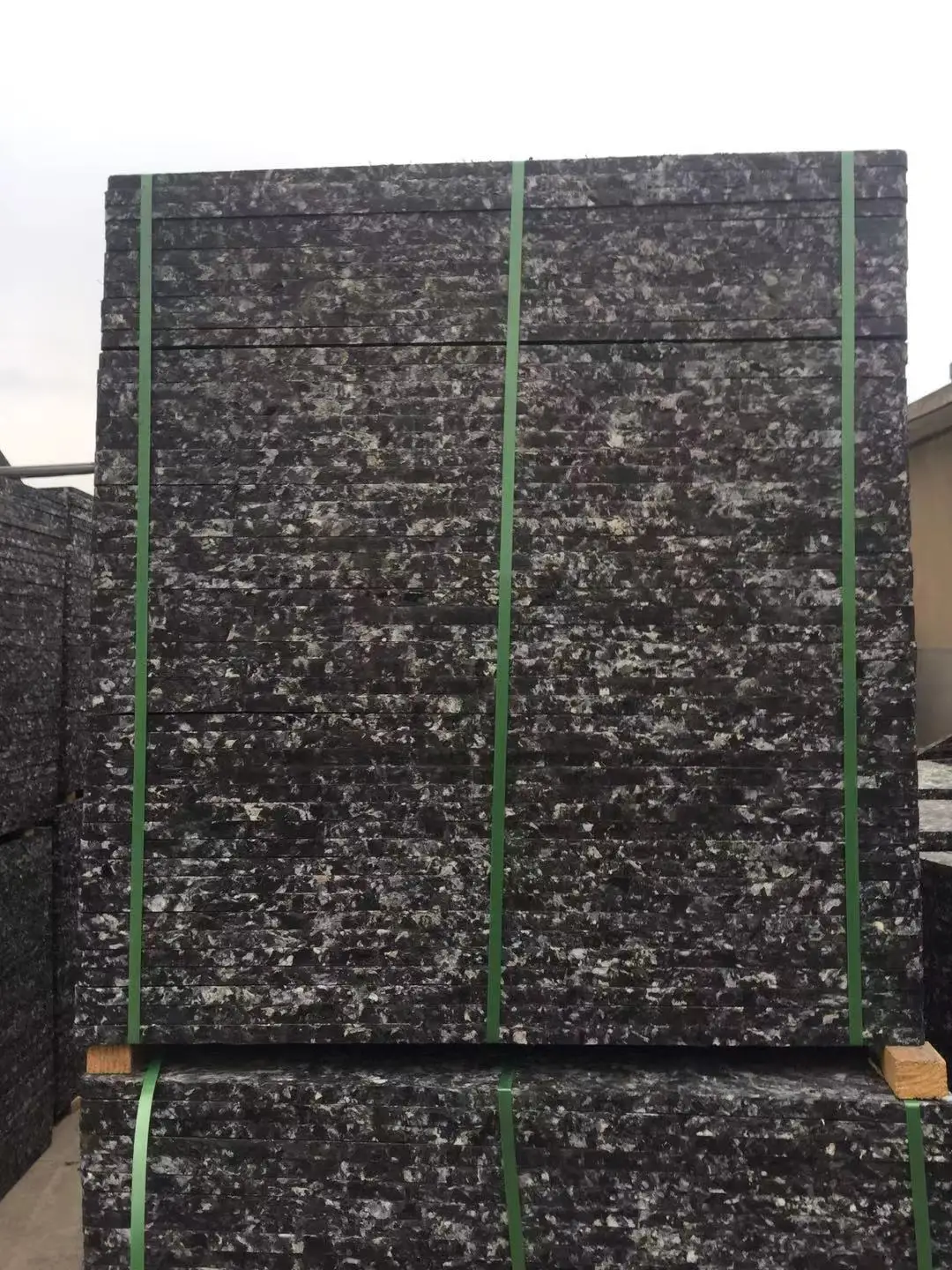 High Quality Plastic GMT Fibre Wood PVC Pallet for Concrete Block Making Machine Brick Pallets