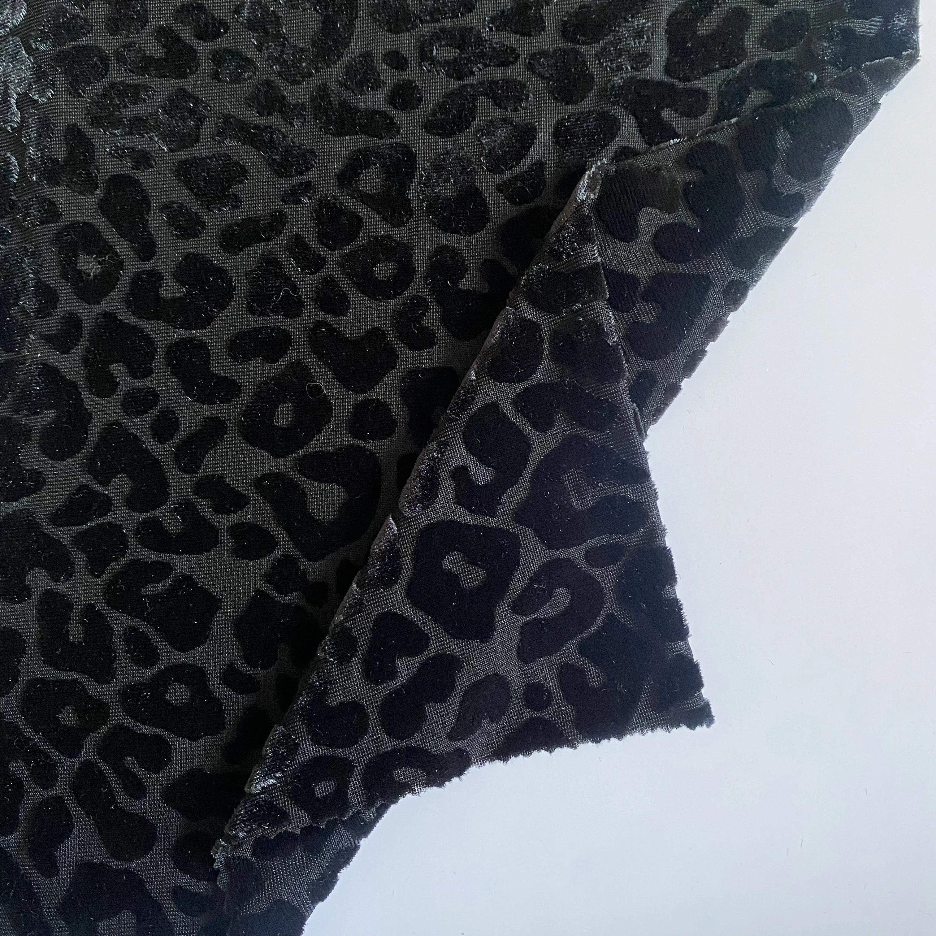 High quality manufacturer elastic poly spandex silk burn out design korean velvet fabric roll for women dress garments clothing