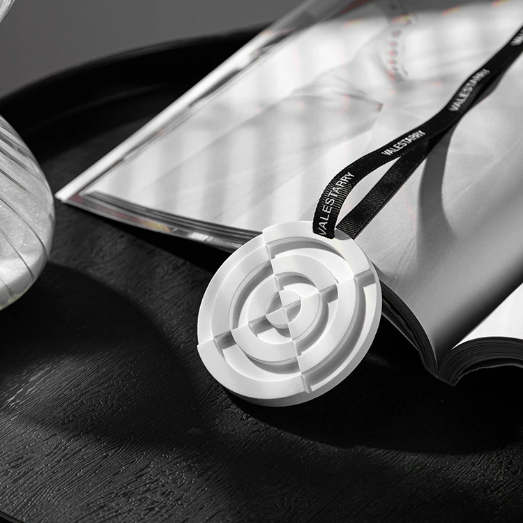 New arrival Wholesale  wardrobe fragrance sachets Car Air Freshener Aroma Ceramic Scented Cay Scented Plaster