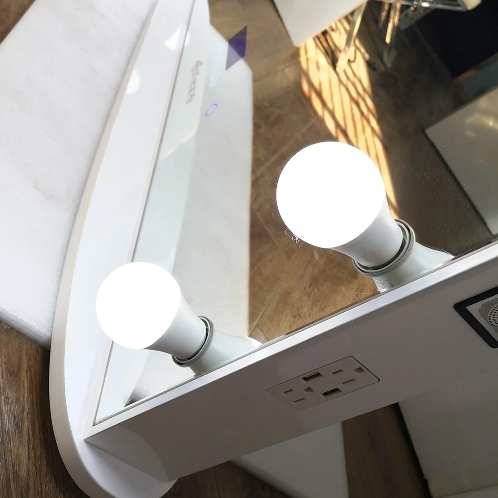 Stock on US! Docarelife Bedroom Furniture Luxury Wireless Speaker Makeup Vanity Table Mirror with LED Bulb