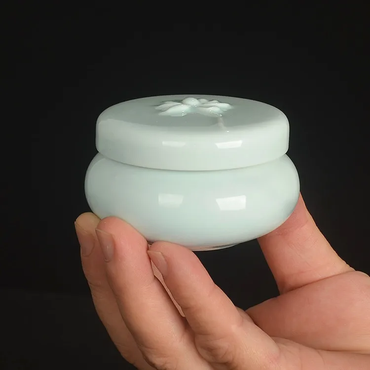 low moq white opal cosmetic packaging skincare jar 60ml ceramic jars with lids