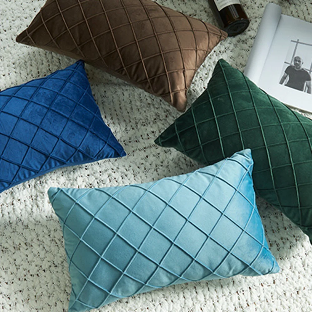 New hot wholesale nice design many colors ready European model room velvet lattice diamond fashion ins pillowcase cushion cover