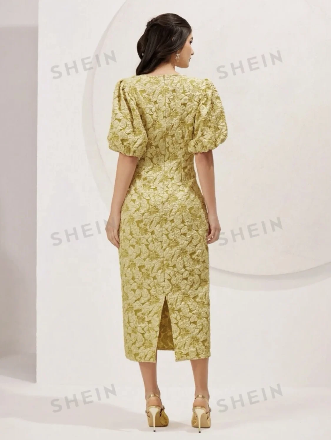 Woven 100%Polyester Dimensional Elastic Jacquard Textile Fabric For Making Women Puff Sleeve Round Neck Dress Garment Clothings