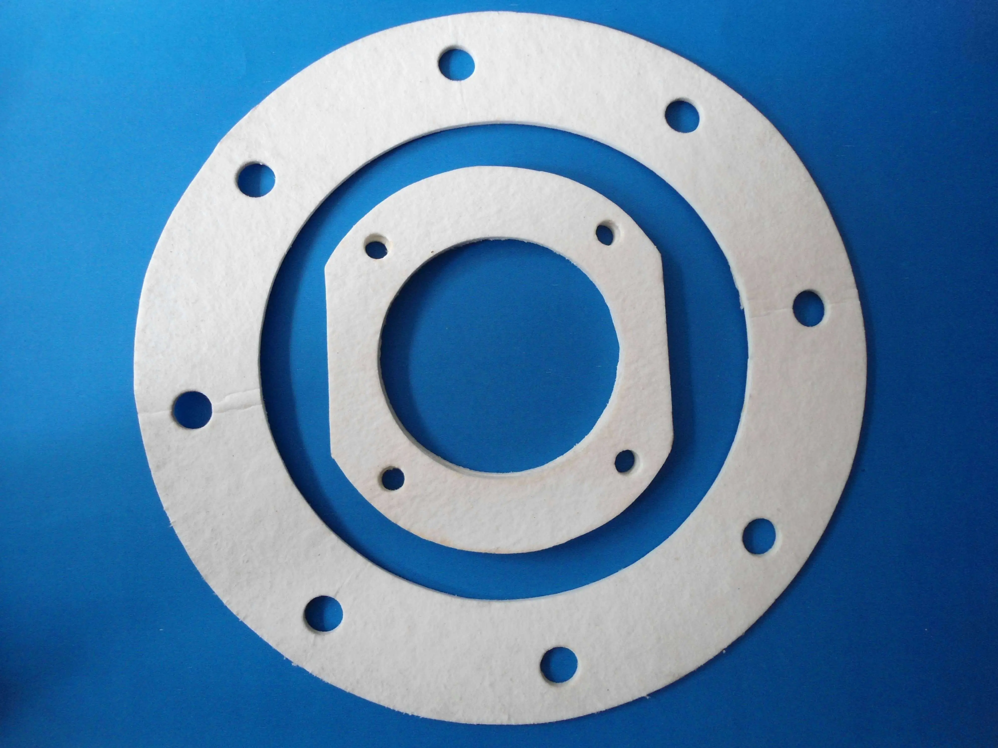 High temperature and fireproof calcium-magnesium-silicon fiber gasket ceramic fiber paper gasket insulation gasket