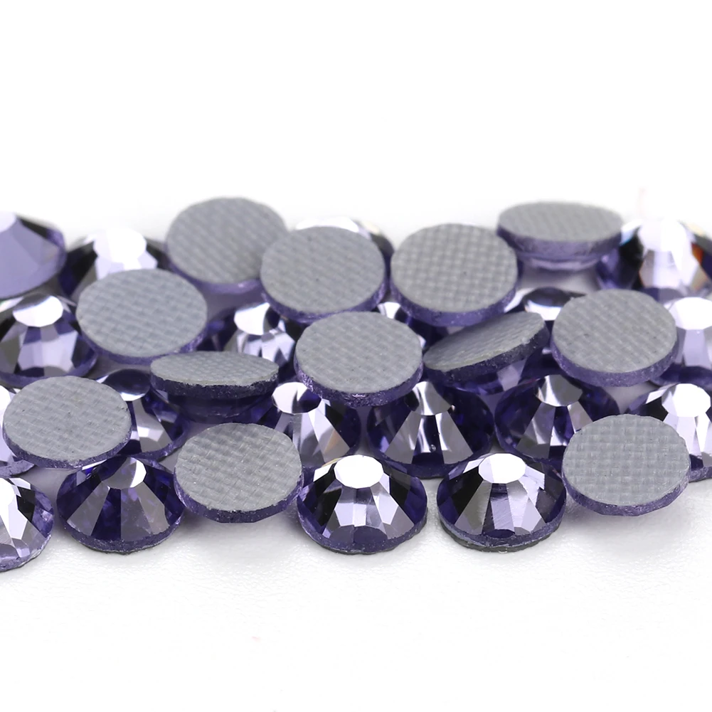 Factory Direct Sale YHB Crystal Rhinestones Designs for Cloth Accessories Hotfix Flatback Glass Free 1 Bag Nail Rhinestones T/T