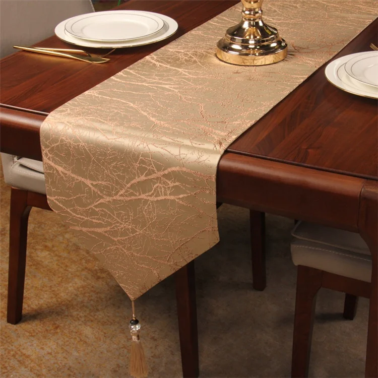 
2019 Top Selling 180cm*33cm Polyester Decorative Table Runner For Home Hotel Banquet Decoration 