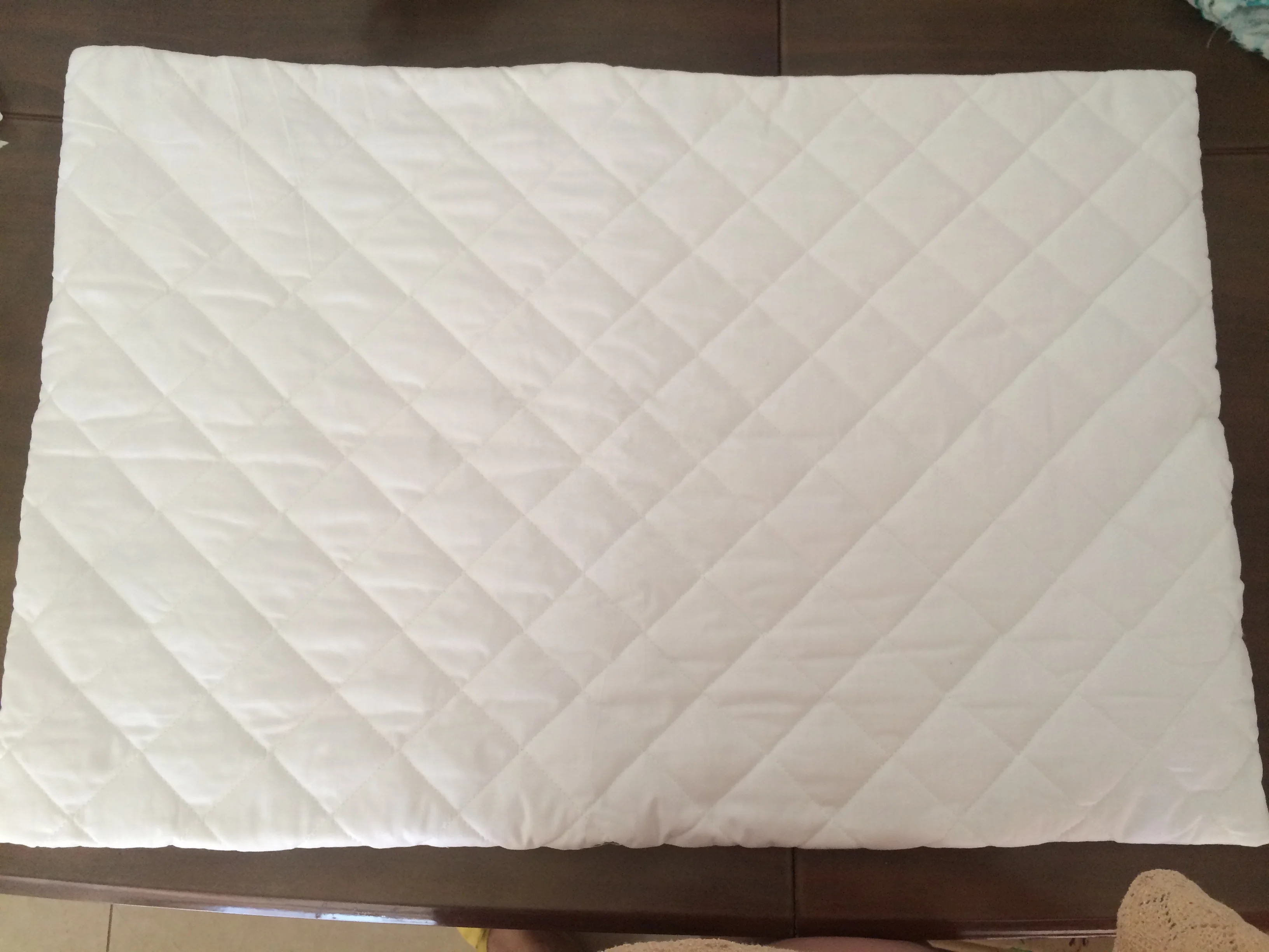 Allergen quilted waterproof  zippered pillow protector