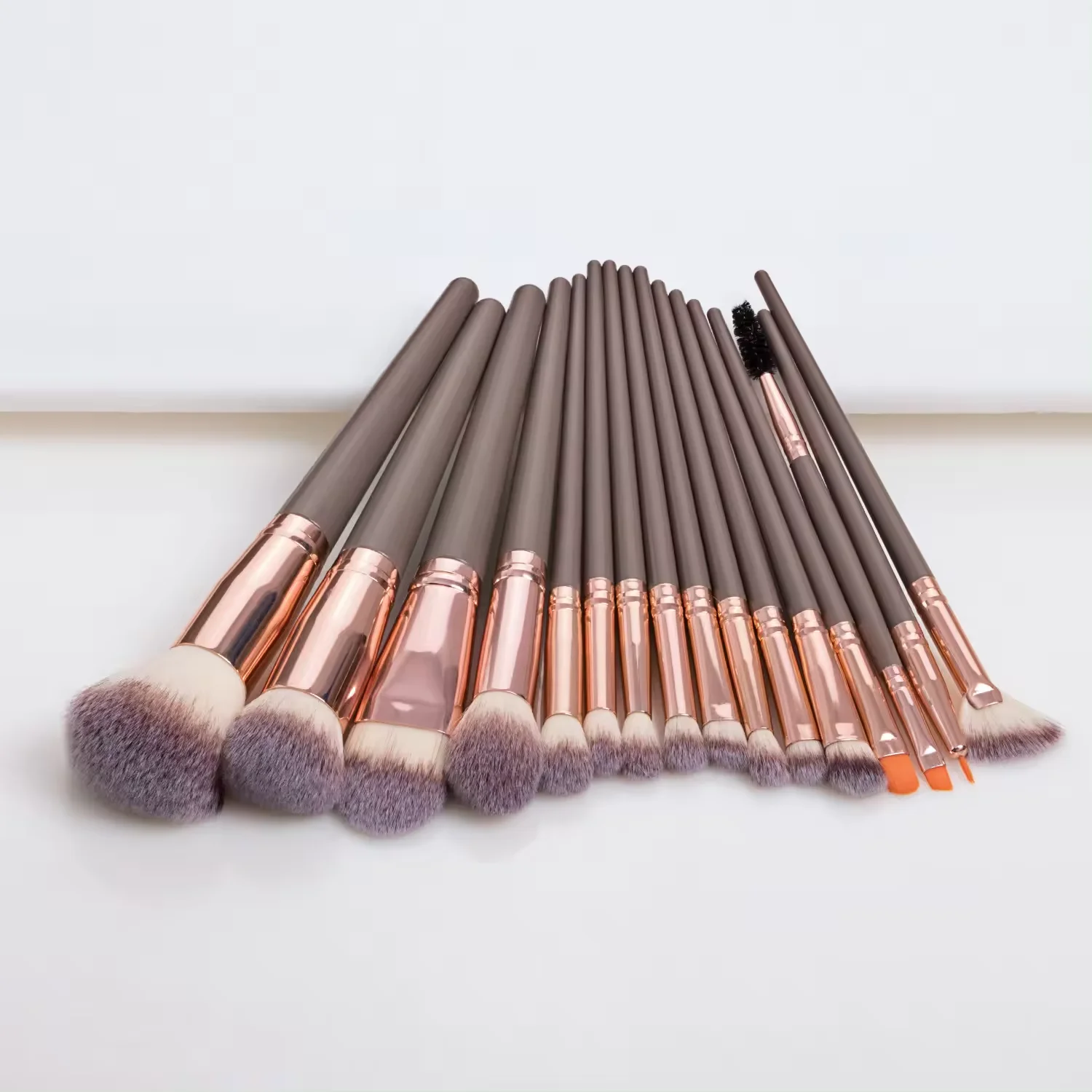 16 pcs best glitter organic makeup concealer brushes set custom logo premium synthetic flat makeup brush set custom 2024 new