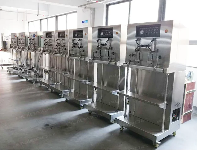 Factory Direct sales flow packaging automatic chicken packaging machine particle packaging machine