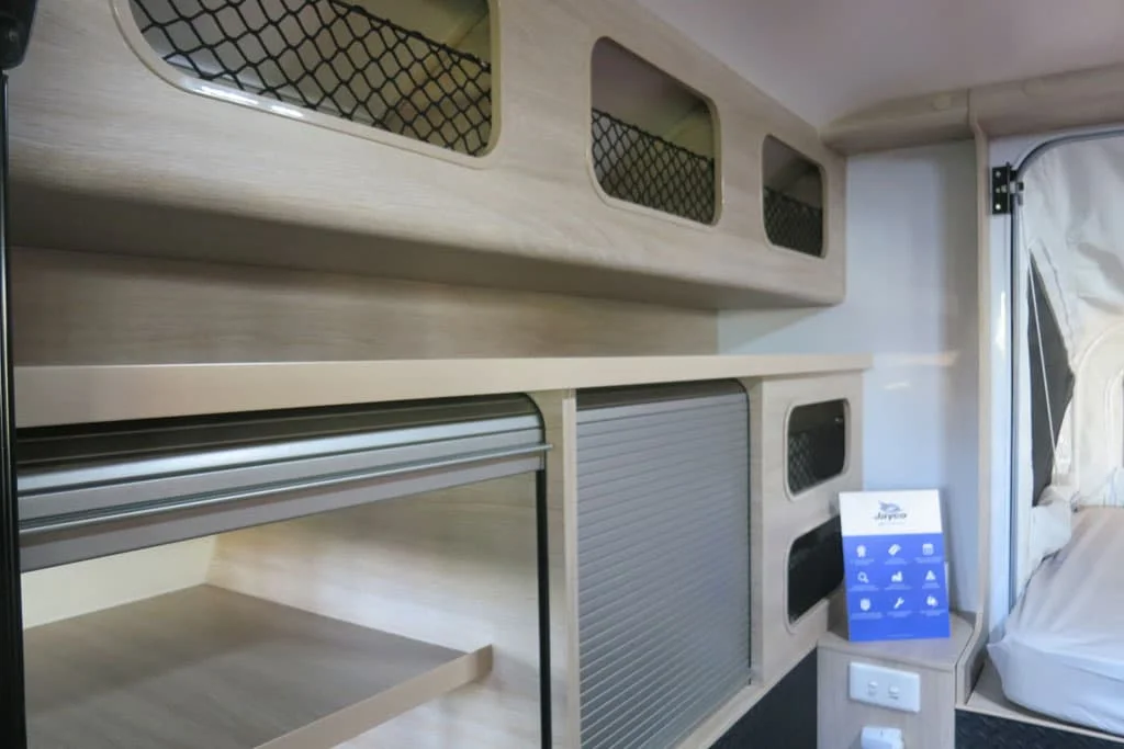 jayco4-ubk9.jpg