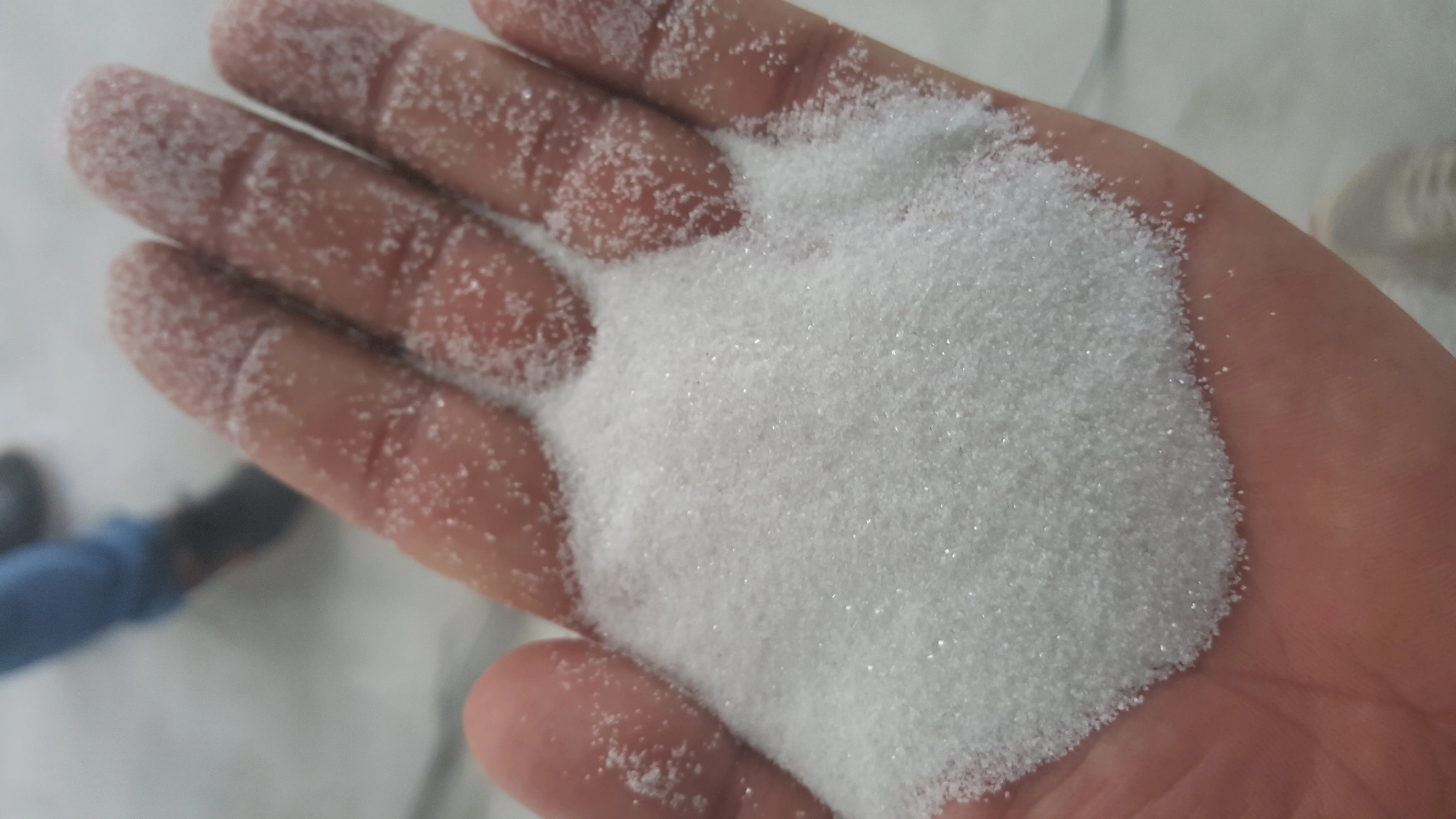 Wholesale eco-friendly colorful sand for kids DIY colored sand and stone coating natural sand