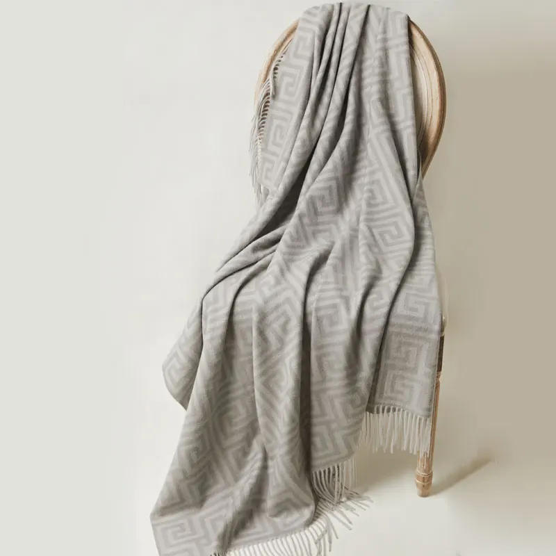 Оптовая продажа, высокое качество, зимние утолщенные жаккардовые двухсторонние теплые шерстяные кашемировые одеяла