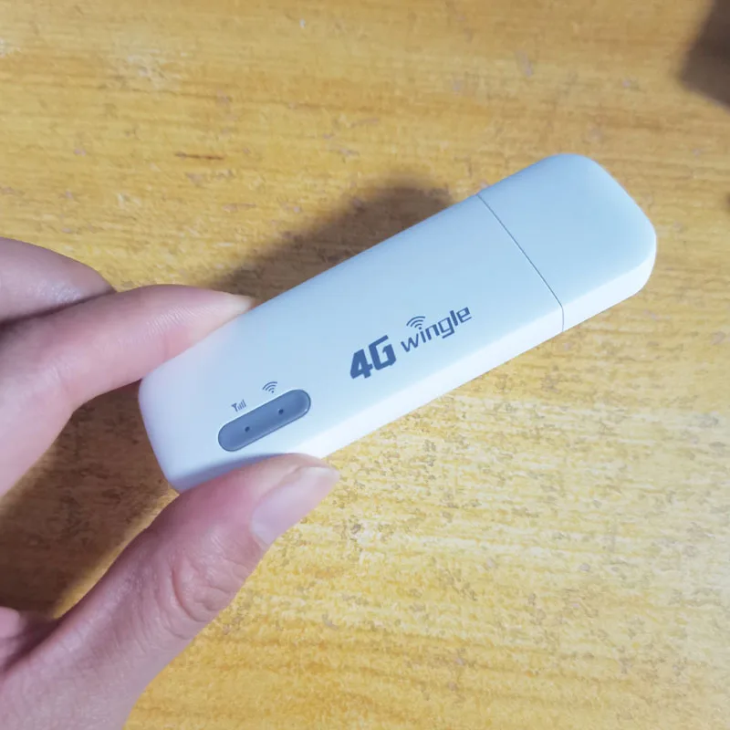 Unlock Portable 4G LTE USB Dongle Wireless Mini UFI Pocket WiFi with sim card slot 4g Lte office network usb cellular modem wifi