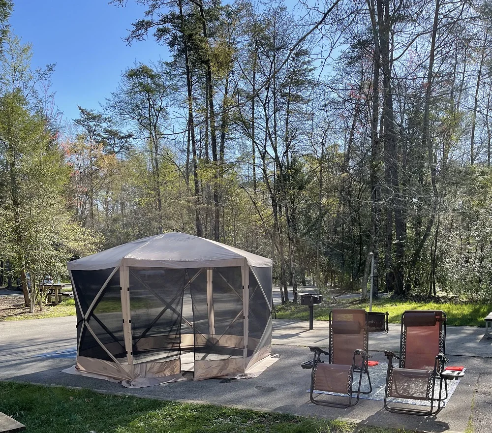 Hexagonal Gauze Pavilion Pop Up, Portable, Waterproof, UV-Resistant 8-Person Camping and Outdoors Gazebo Tent