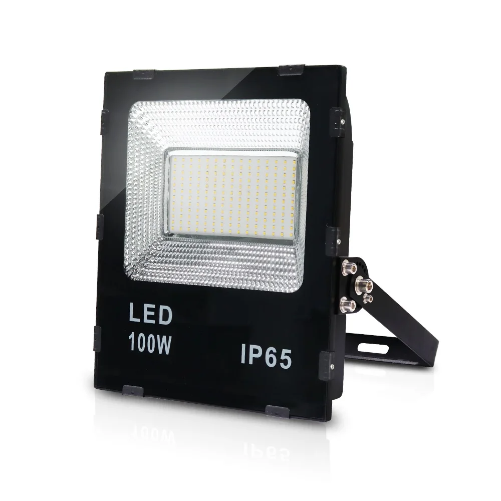  Конкурентоспособная цена 50 Вт 100 Светодиодный прожектор 2700k-6500k опция с черной рамкой