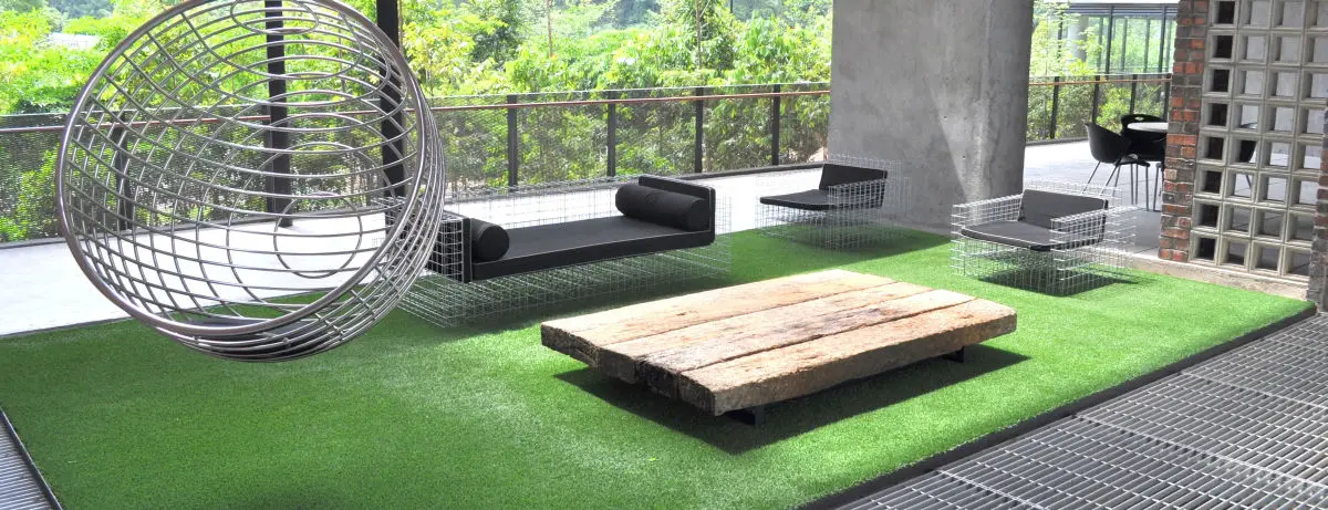 artificial grass-indoor.jpg