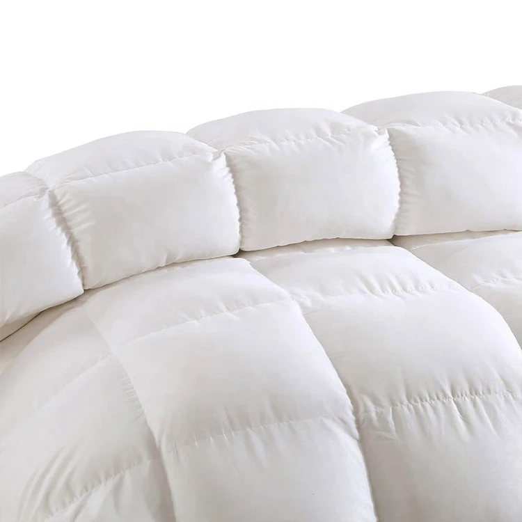 Attractive Price High Quality Luxury Hotel Bedding Comforter,Quilted Down Comforter