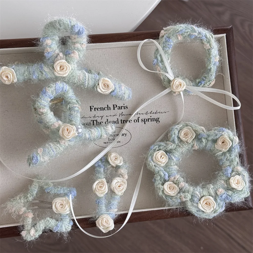 Newest Girls Hair Ornament Handmade Bluish-green Woolen Yarn Covered Large Hair Claw Metal Hairpins with Ribbon Rose Flower