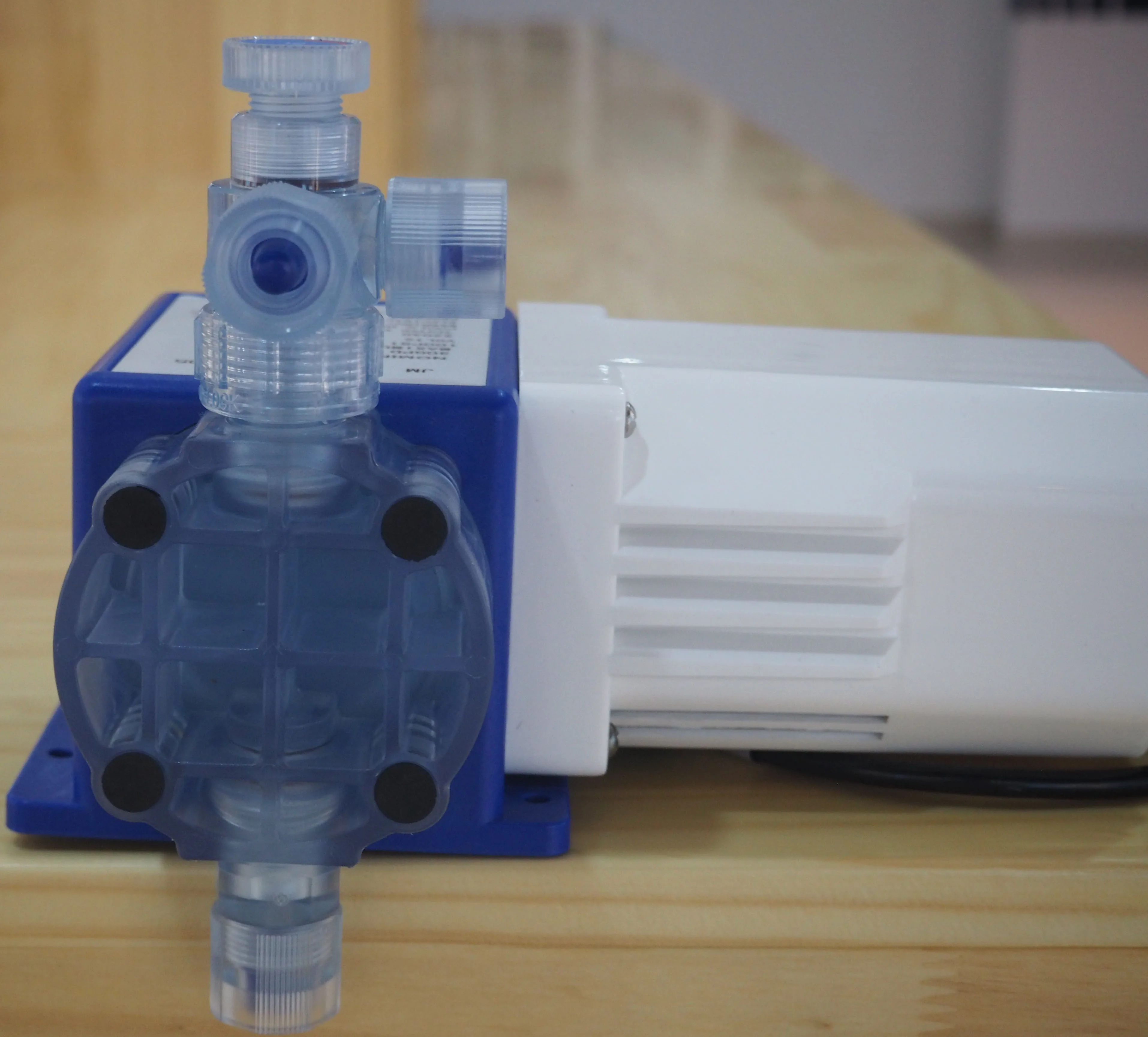 Accurate Measurement JM Series Dosing Pump for Chemical Liquid CE Chlorine Injection Pump