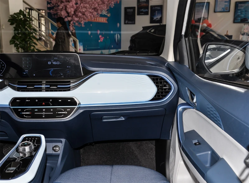 convenient charge electric car benben Changan 2023 new model new energy vehicle russian market need