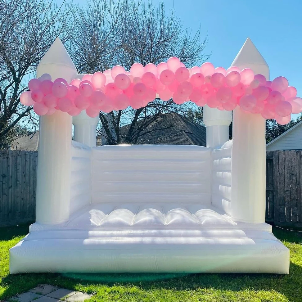 Небольшой надувной замок из ПВХ