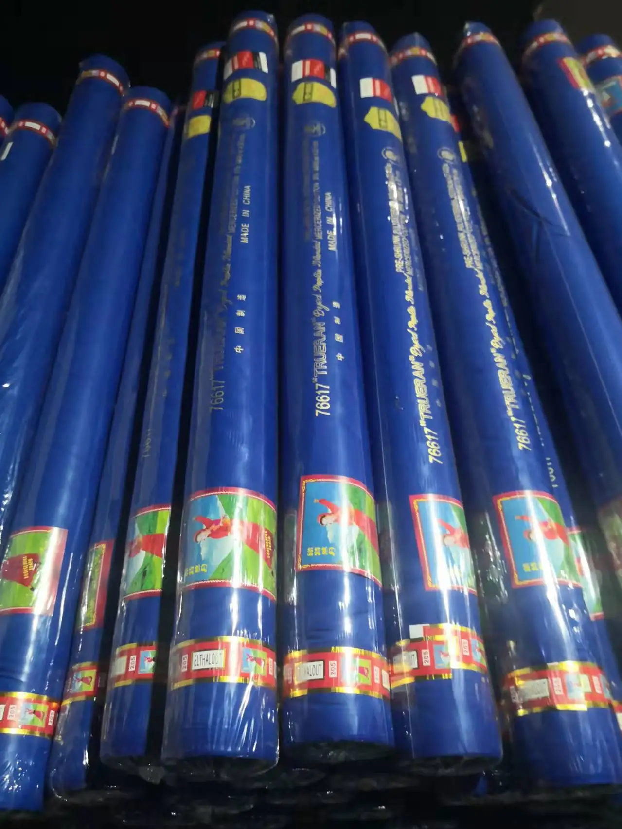 Longhitex Factory Price  Milk World    Karupo  Kurapo  Karubo 110*76 TC 90/10 Polyester Cotton Poplin   Tc Pocketing Shirting