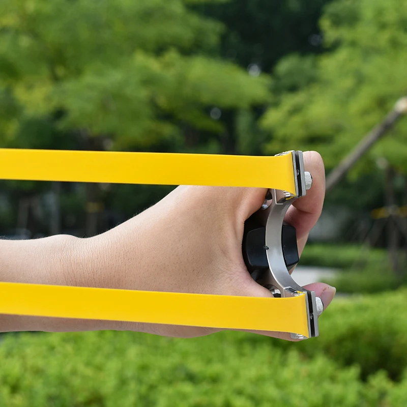 Piaoyu Powerful Outdoor Hunting and Shooting Slingshot With Strong Rubber Band Horizontal Aiming Slingshot