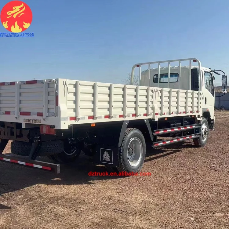 Sinotruck howo 4X2 8tons cargo transport truck for sale
