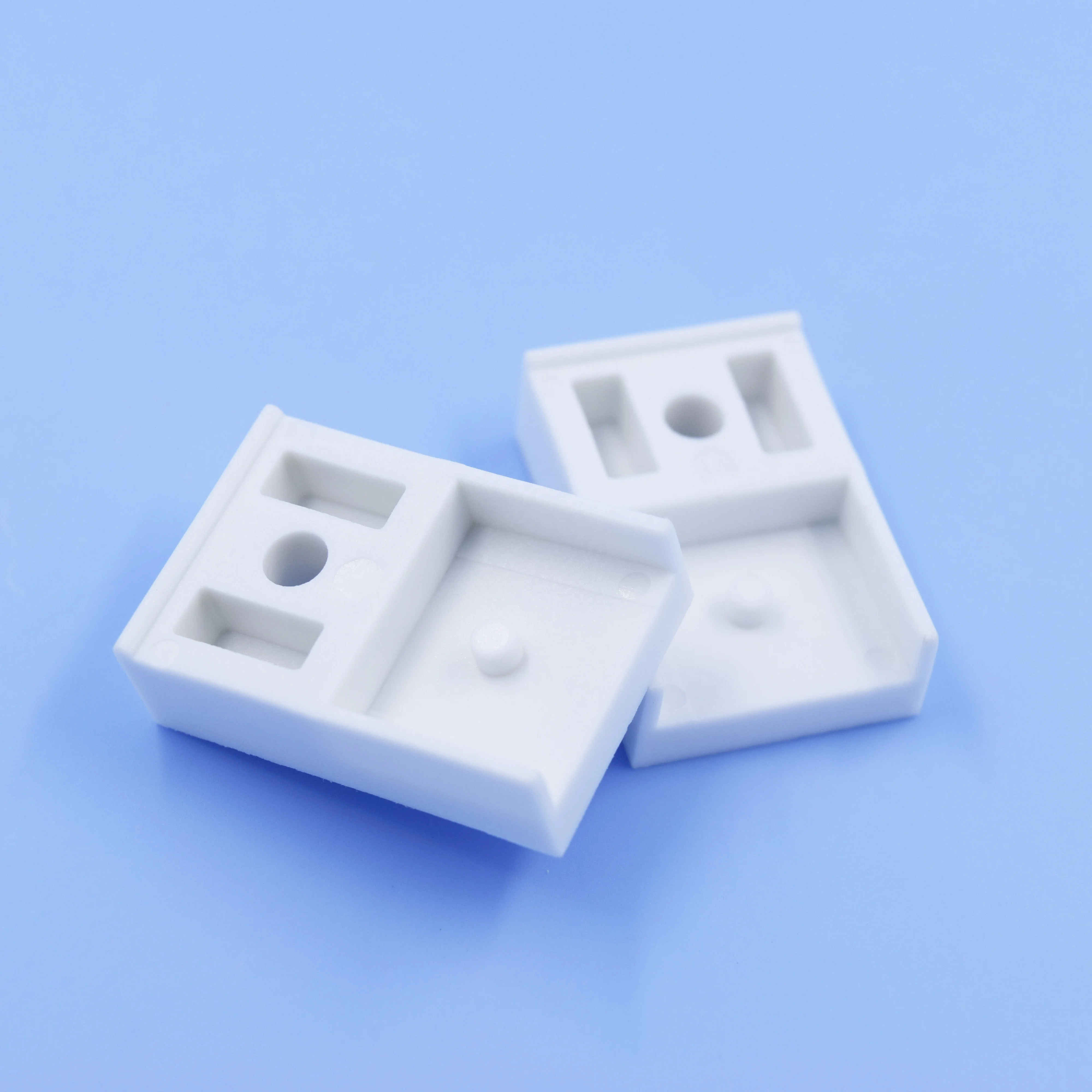China Factory Plastic Transistor Housing