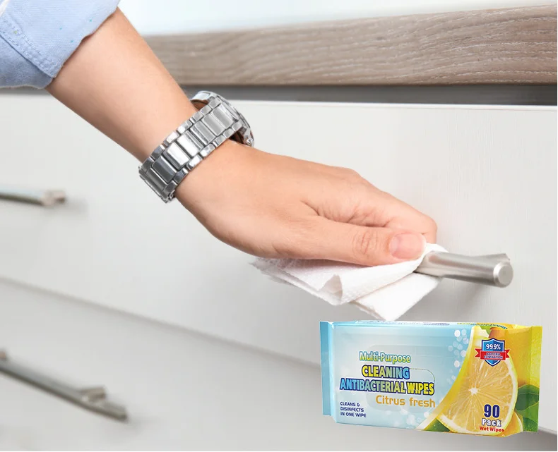 China Factory Wet Wipes 90pcs Sanitizing Wipes Antibacterial Disinfecting Wet Wipes for Daily Cleaning Lemon Scent