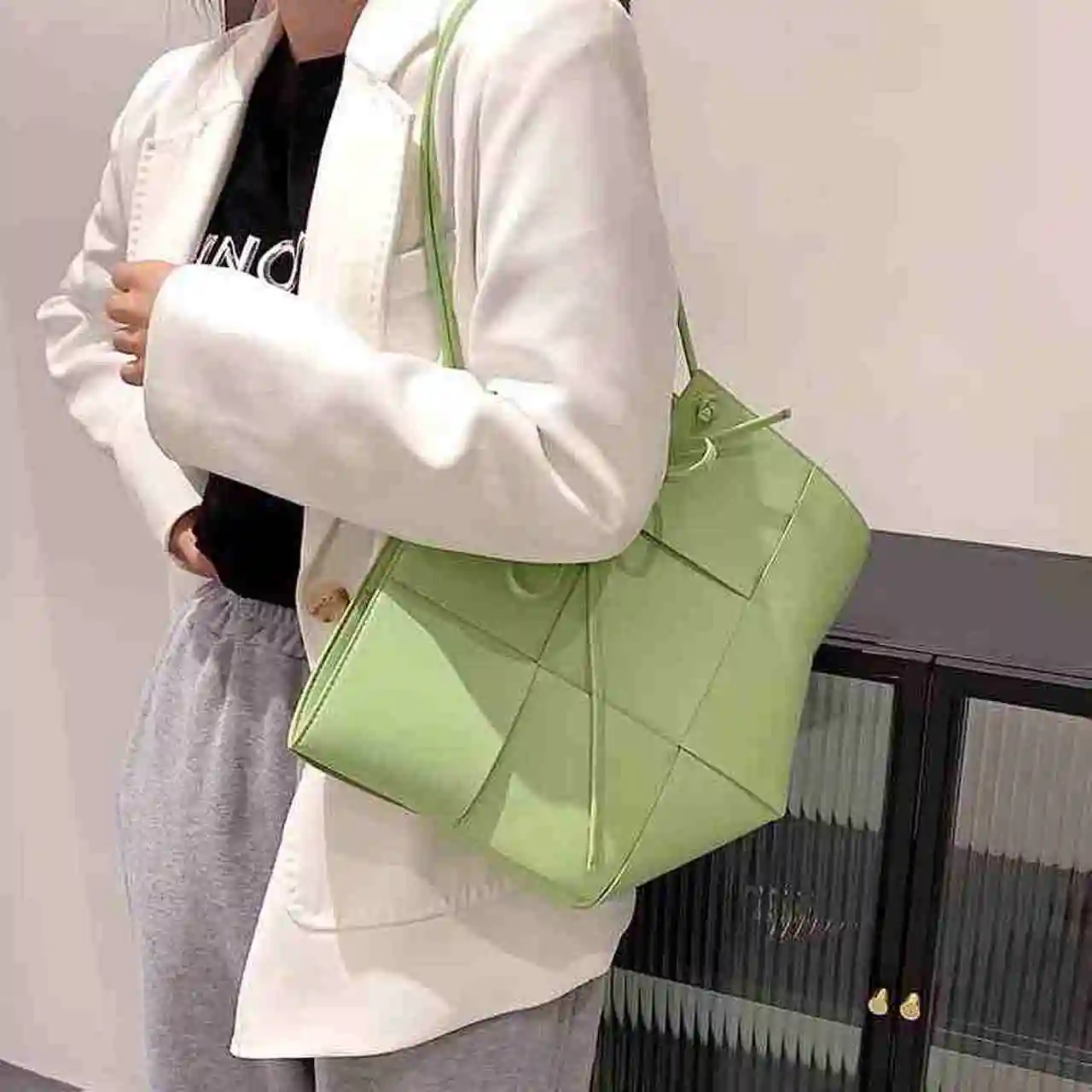 2021 INS fashionable one shoulder candy handbags large capacity luxury trendy women hobo bags for ladies