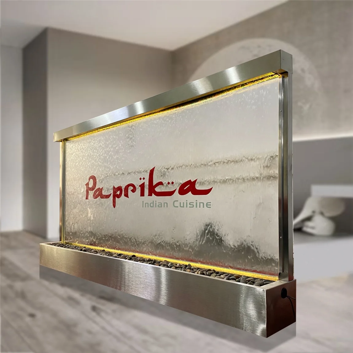 Customized tempered glass indoor floor standing aquarium waterfall