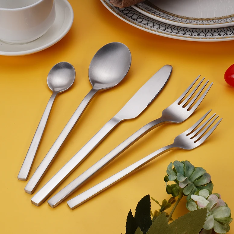 Luxury Wedding Reusable Silverware Korean Knife Spoon Fork Portable Camping Travel 5pc Gold Plated Stainless Steel Cutlery Set