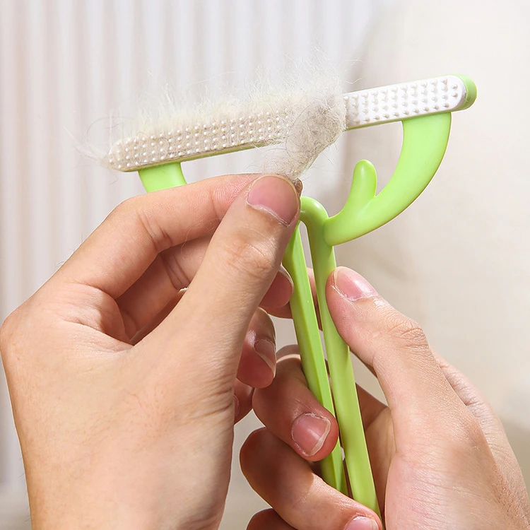 HOT SALE Wholesale High Quality Reusable Portable Pet Brushes Pet Hair Removal Broom For Clothes Fabric Shaver