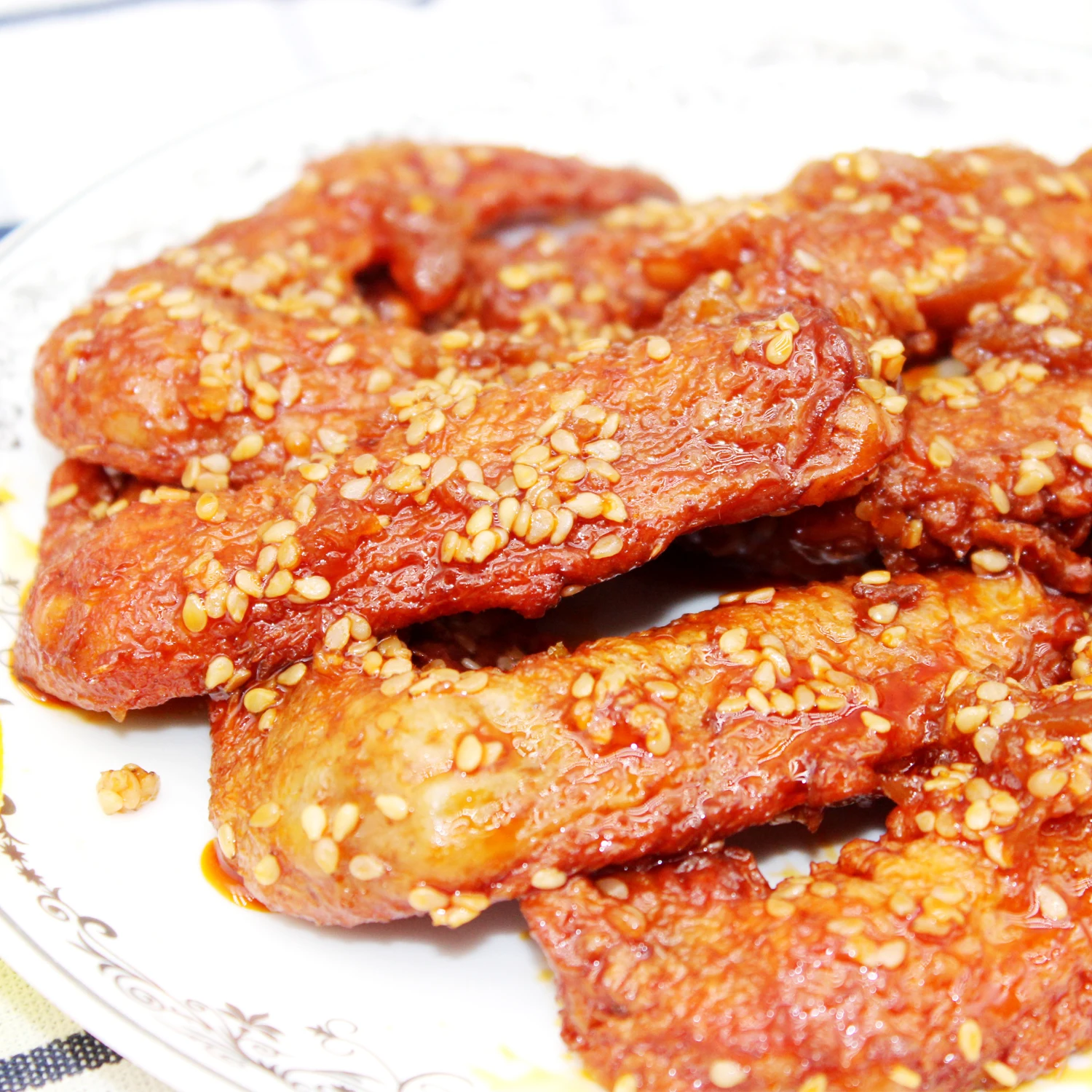 Крылья утки из красного тушеного мяса вакуумная упаковка приготовленная еда 180 г тушеные утиные крылышки в соусе