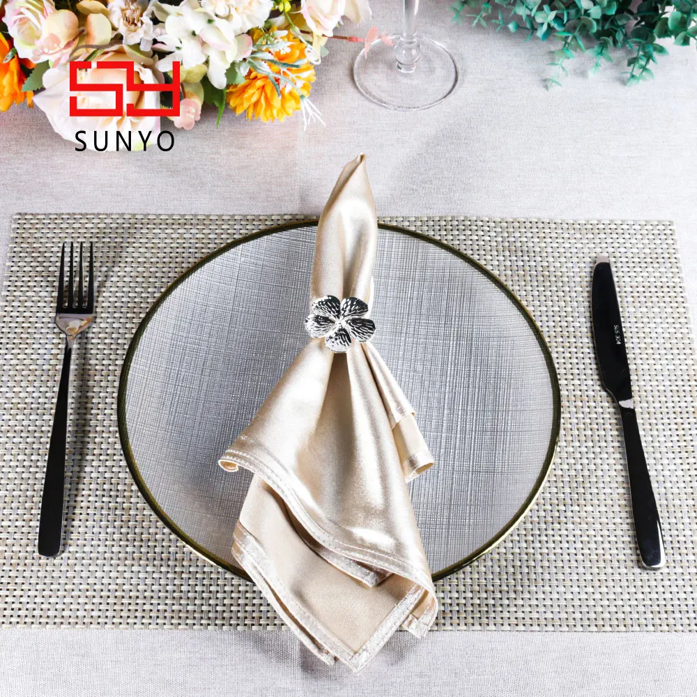 13 inch Hand Craft Customized Gold & Silver Rim Round White Dinner Salad Rhea Coupe Charger Glass Plate for Wedding Party Event