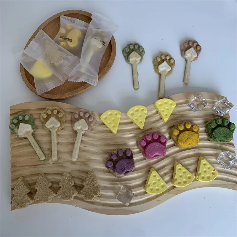 hot sale pet snacks freeze dry cat treats spinach pumpkin flavor cat treats dry food