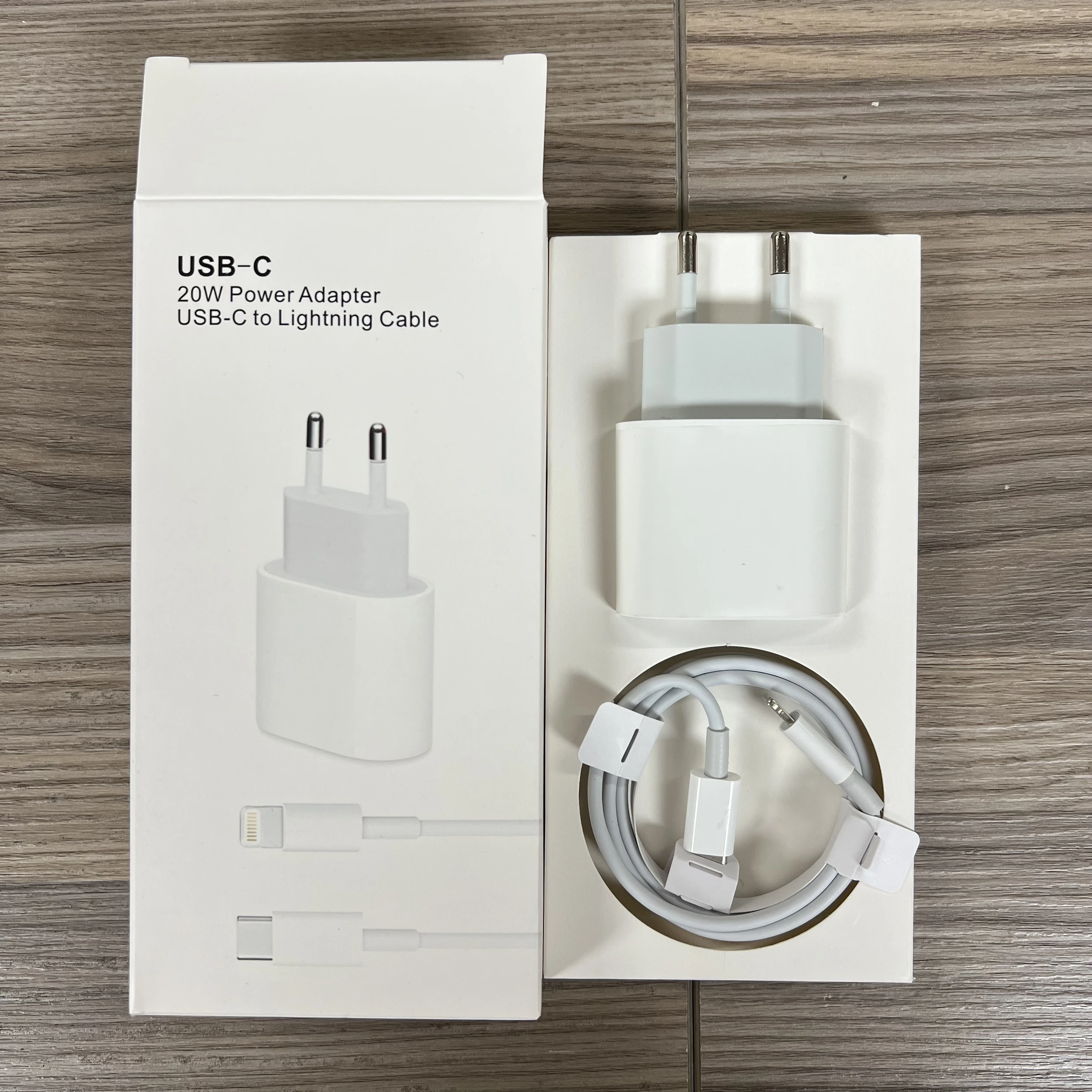 Factory wholesale Original USB C 20W PD Mobile Phone Fast Wall Charger Phone  Mini Travel Charger fast Charging Kit Set