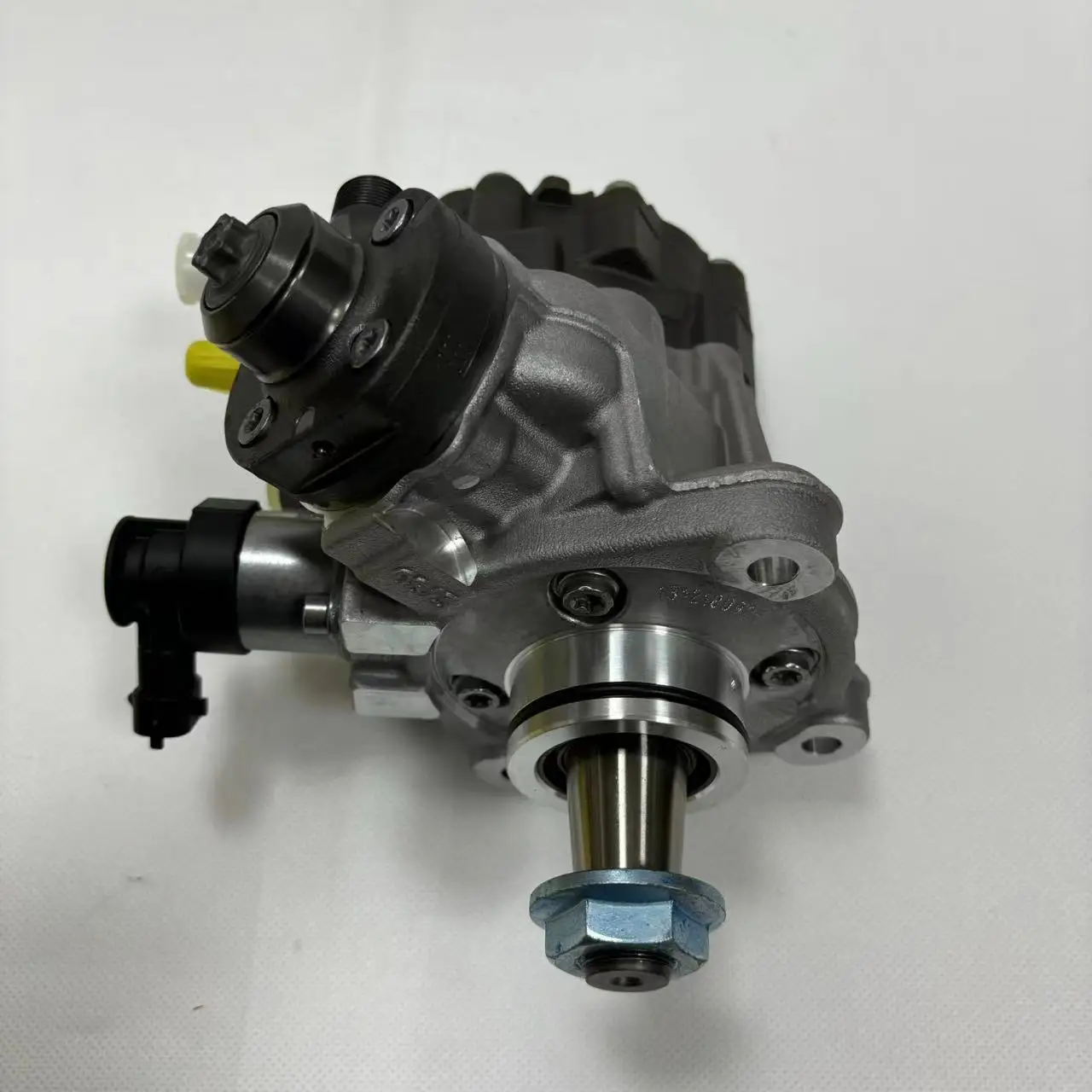 for Cummins ISF3.8QSF3.8 5303387 fuel injection pump 0445020517 fuel pump diesel engine CP4.1