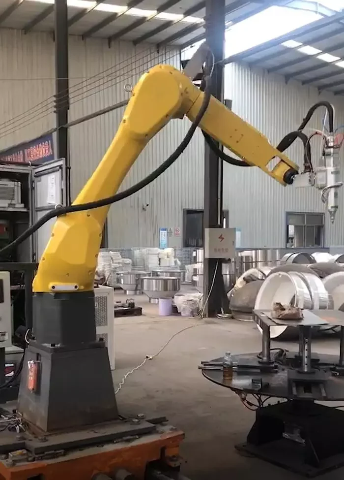 Ipg лазерный источник CNC 3D 6 axises мини-робот arm с IPG Raycus для сварки металла и резки