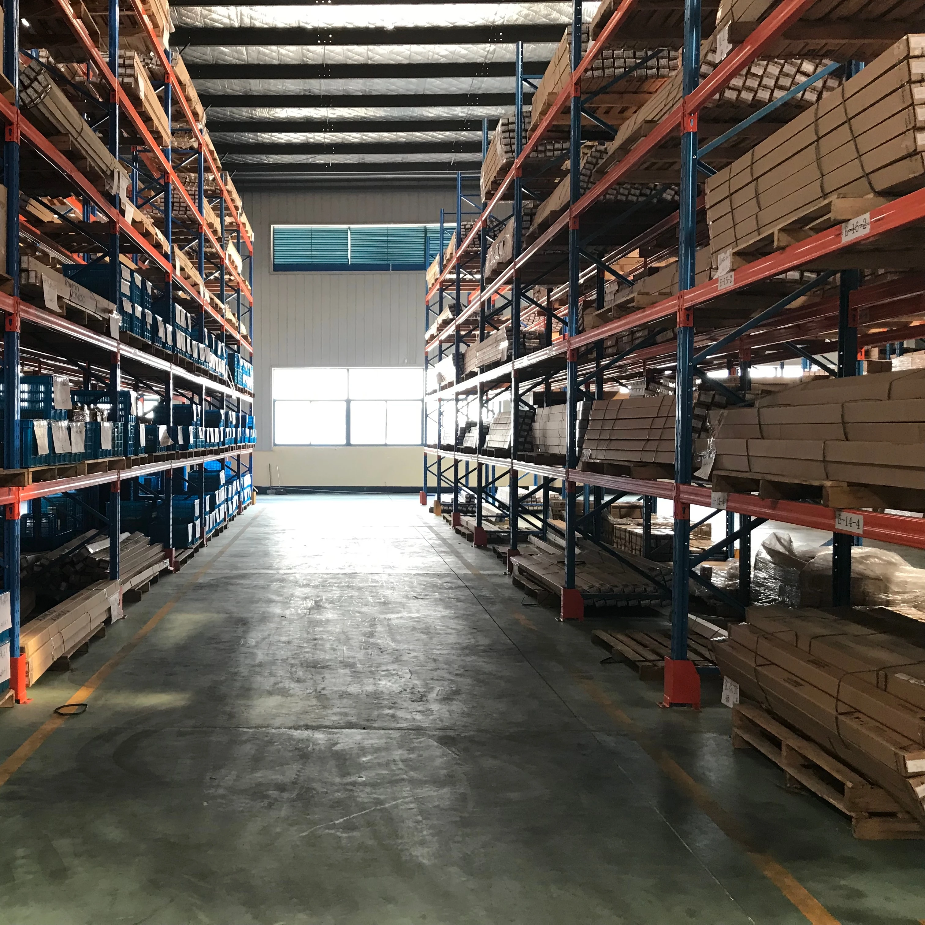 China Manufacturer Cheap Heavy Duty Rack/Steel Storage Pallet Racking System