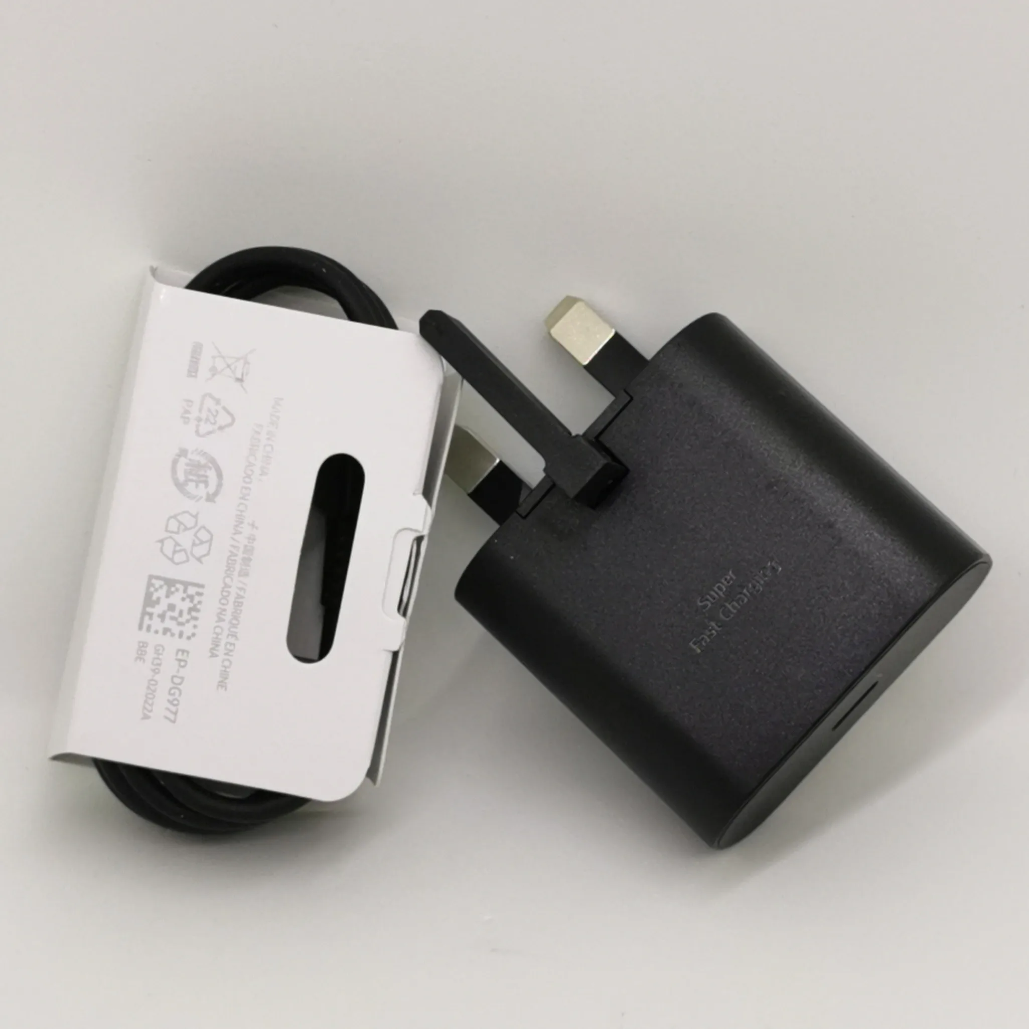 Super Fast Charger 25W UK 3 pin charger C USb Phone quick Charger For Samsung Galaxy Note10 20 Travel Adapter