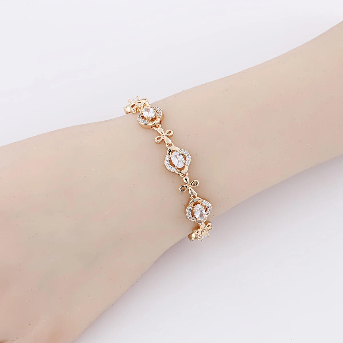 Factory direct copper bracelet for luxury women jewelry 18K gold plated in stock CZ zircon diamond bracelet femme
