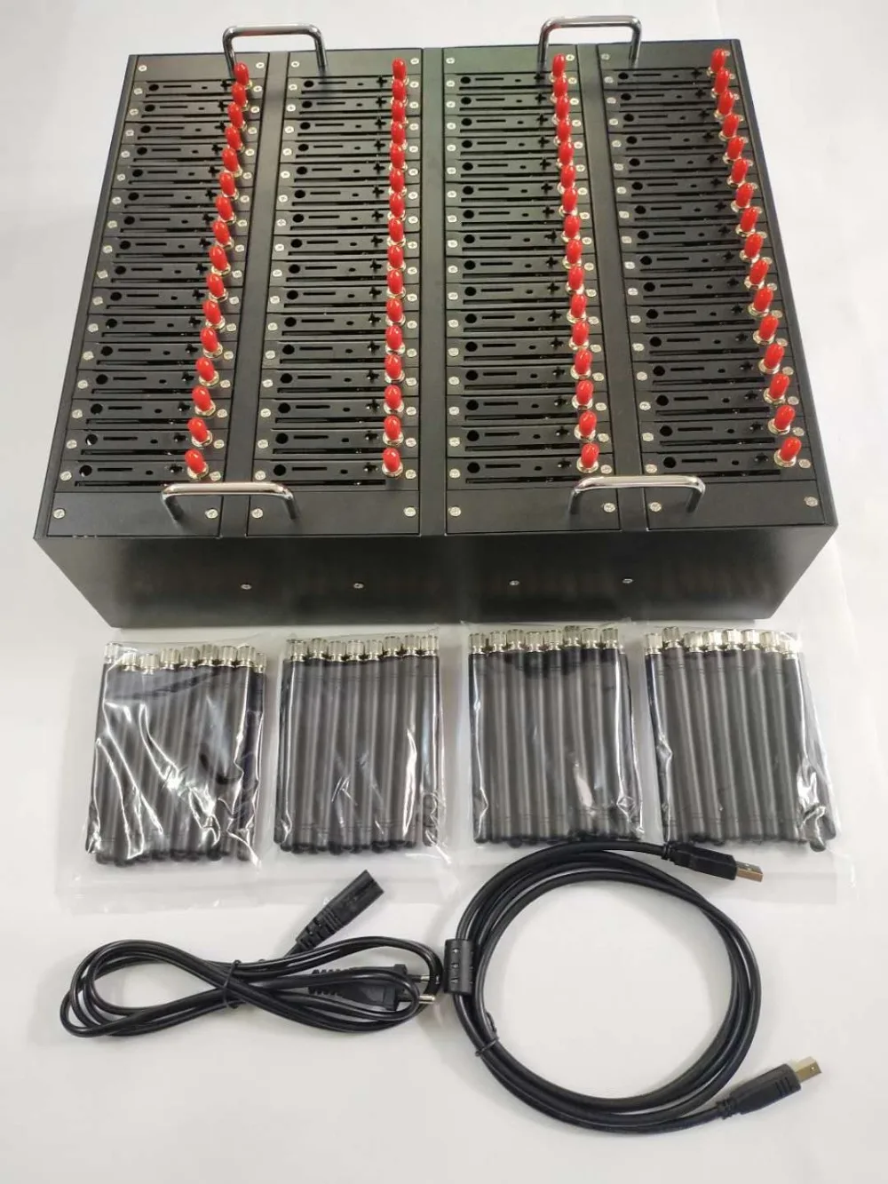 Manufacture Wholesale bulk sms gateway M35 M26 module 64 port gsm modem pool